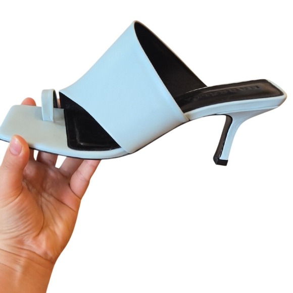 Marcella NYC Sky Powder Blue Mules Sandals Heels Size 8 Genuine Leather - Picture 6 of 9